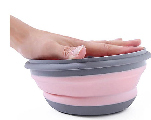 The bowls are easy to collapse and when folded will take up minimal space