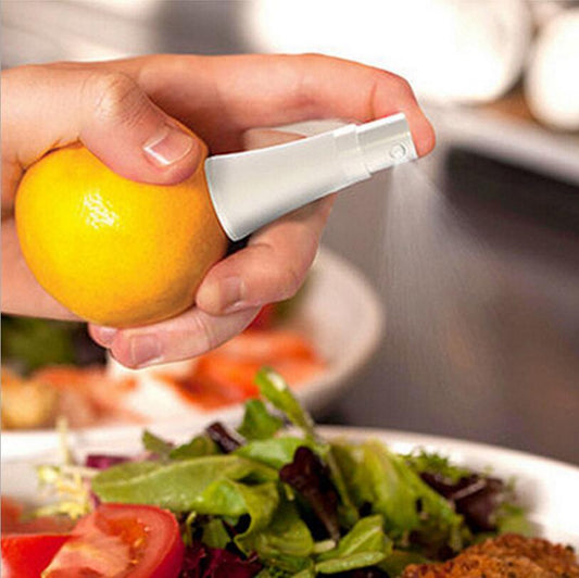 The lemon spritzer allows you to spray fresh lemon juice over your meal directly from the fruit