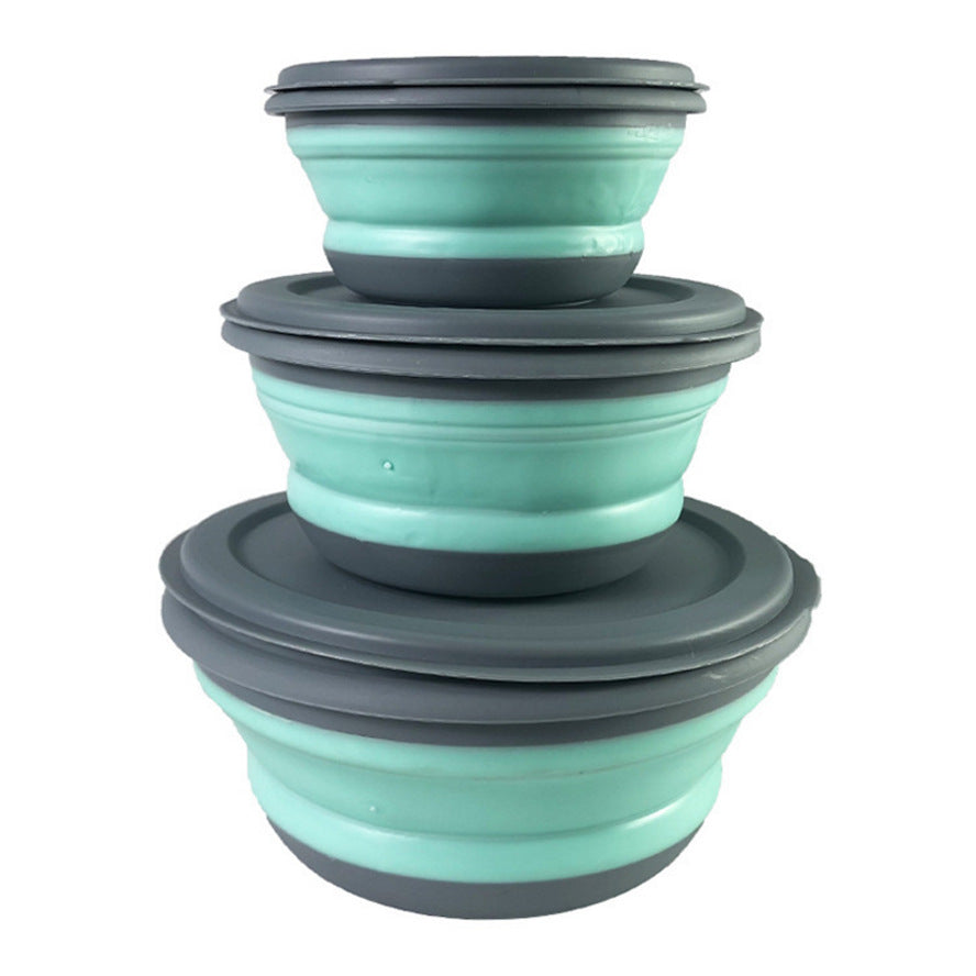 The set of three collapible bowls come in different sizes and are great to bring outdoors