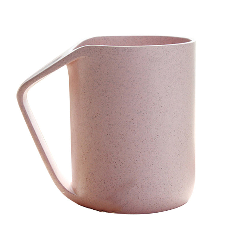 The wheat straw mug is very lightweight so it is ideal to bring with you to the beach, camping or on a picnic. 