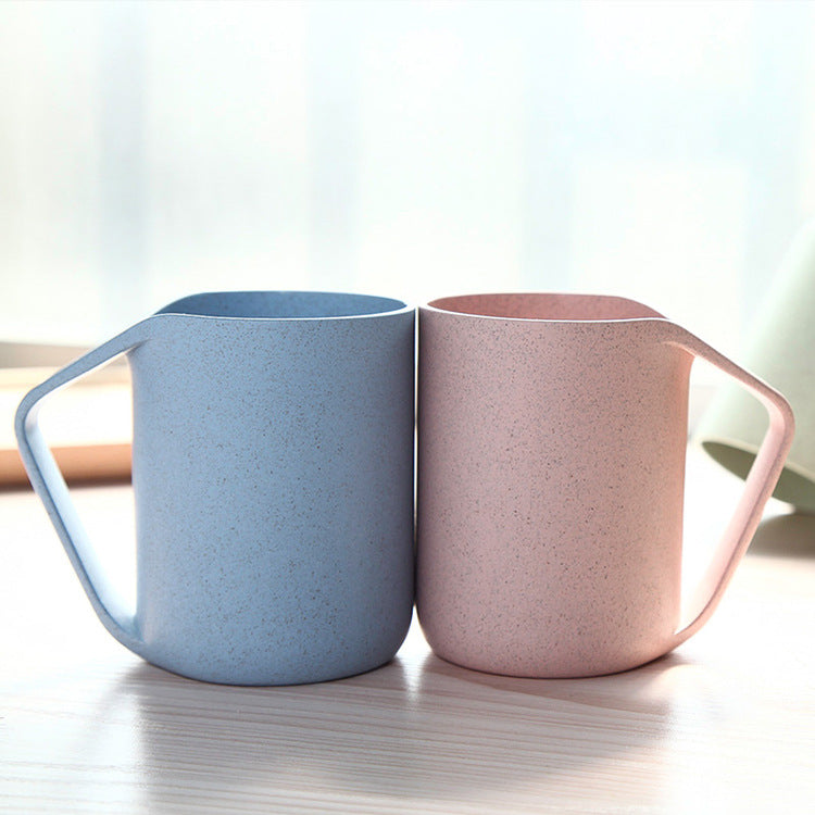 Biodegradable drinking mugs available in four pretty colors. Will not break if they fall on the floor. 